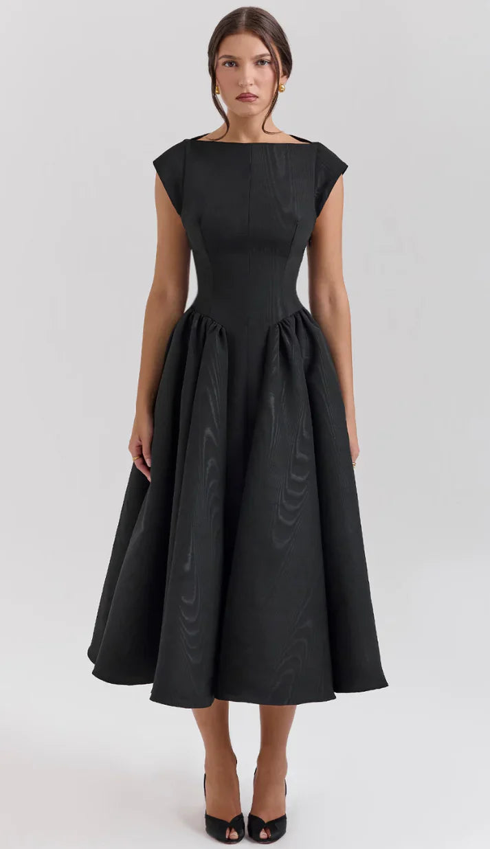 Vestido midi con falda amplia | Débora