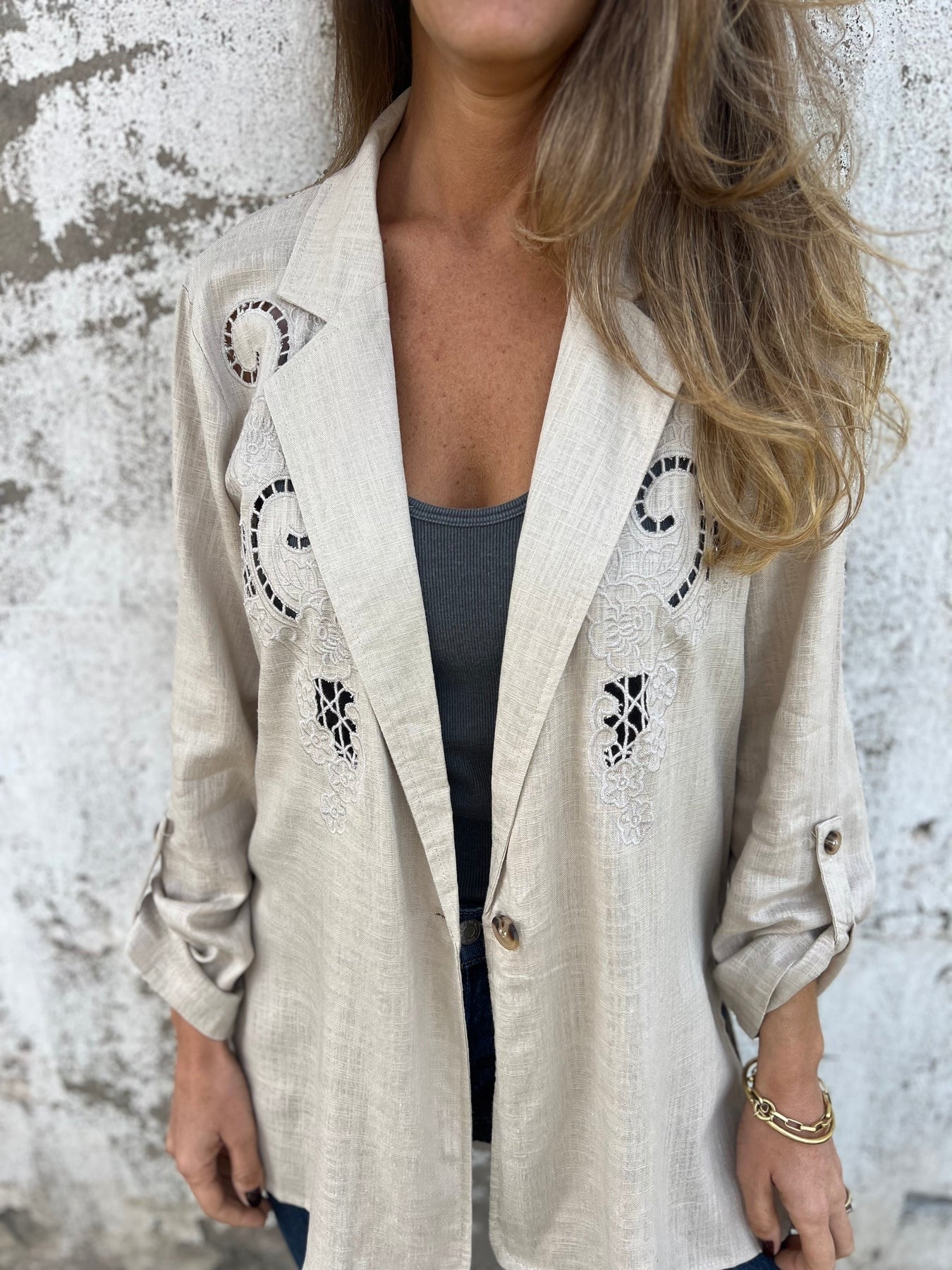 Blazer con bordados de encaje | Sienna