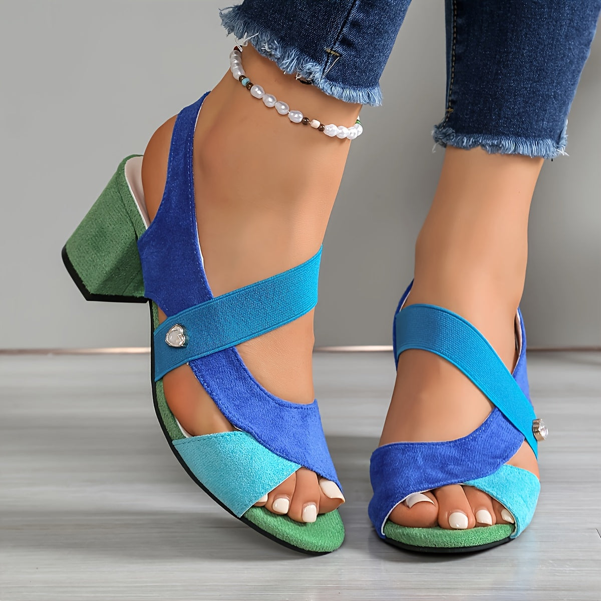 Sandalia color block con joya | Elara
