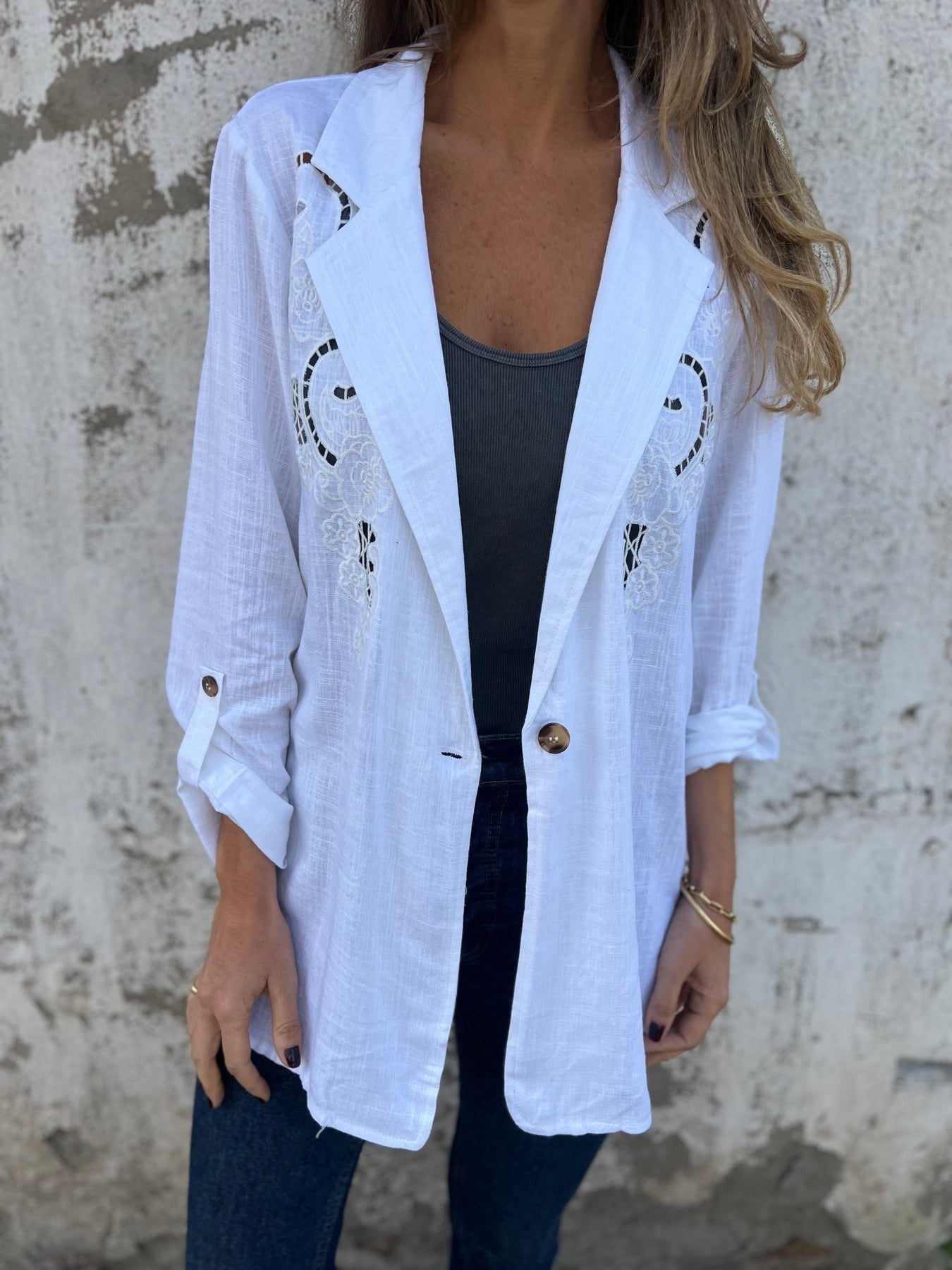 Blazer con bordados de encaje | Sienna