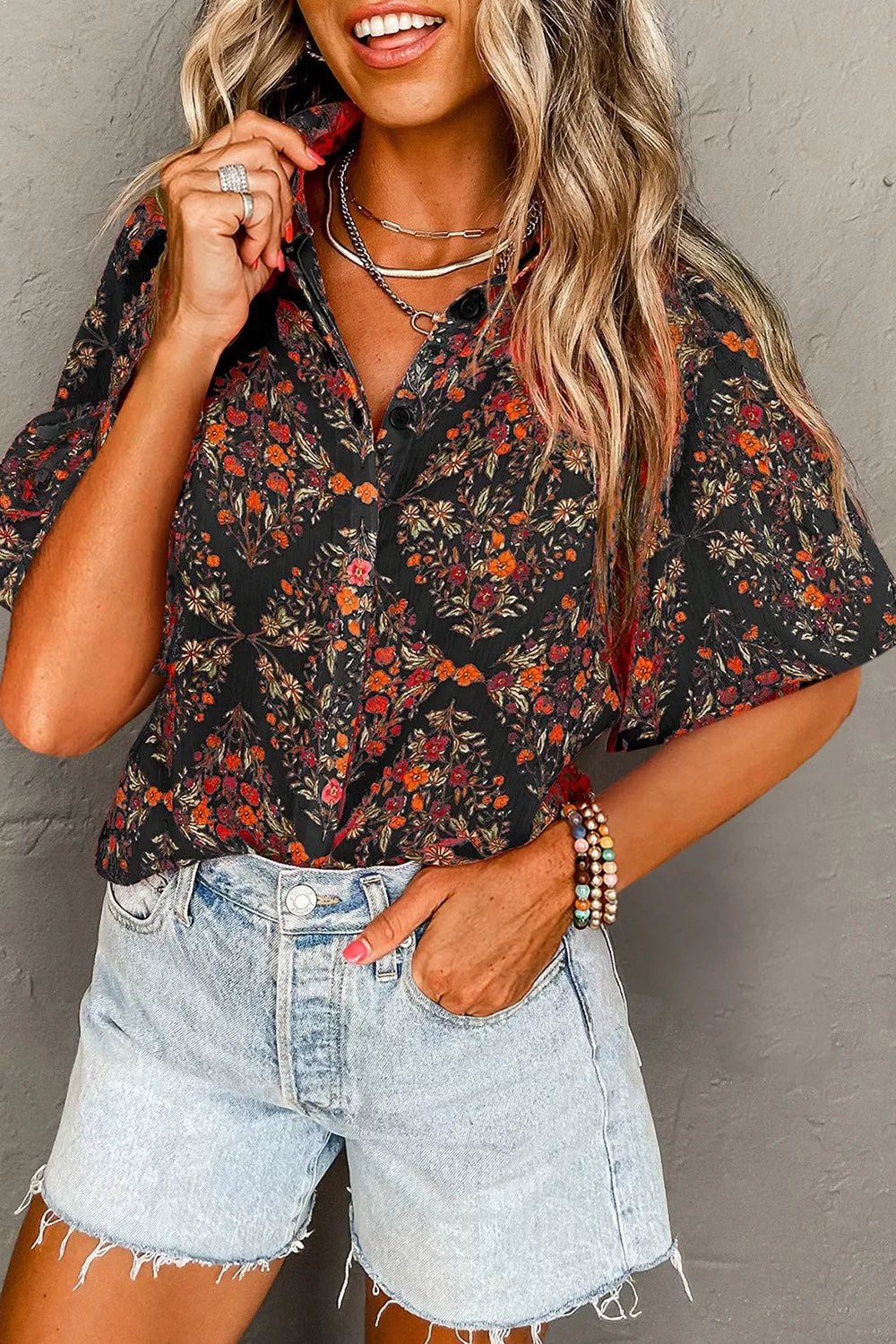 Camisa vintage con estampado floral y botones | Rita