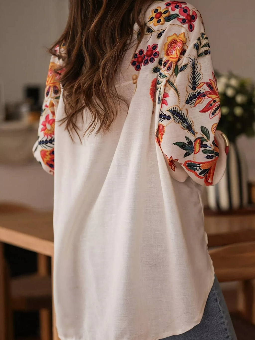 Camisa de manga larga con estampado floral y botones | Carla
