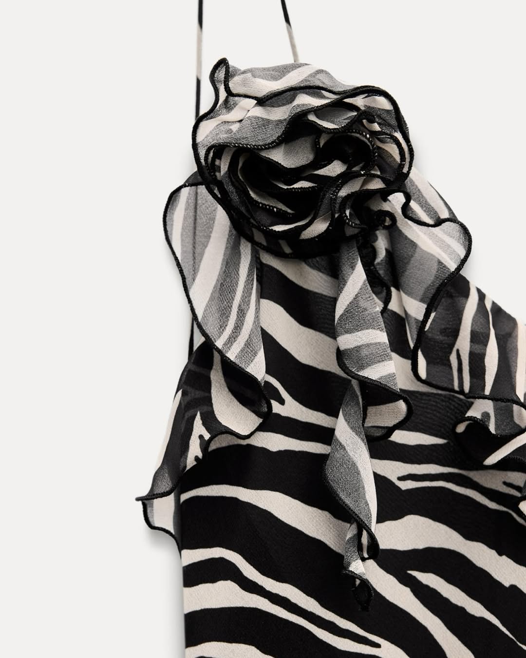 Vestido satinado con estampado de cebra | Lucía