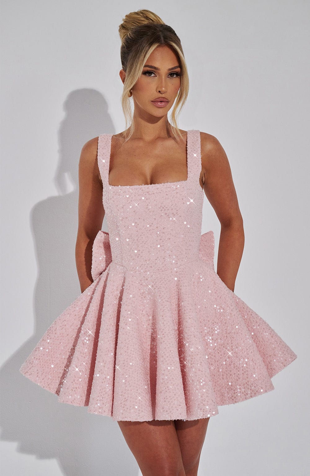 Vestido mini con lazo | Dorothy