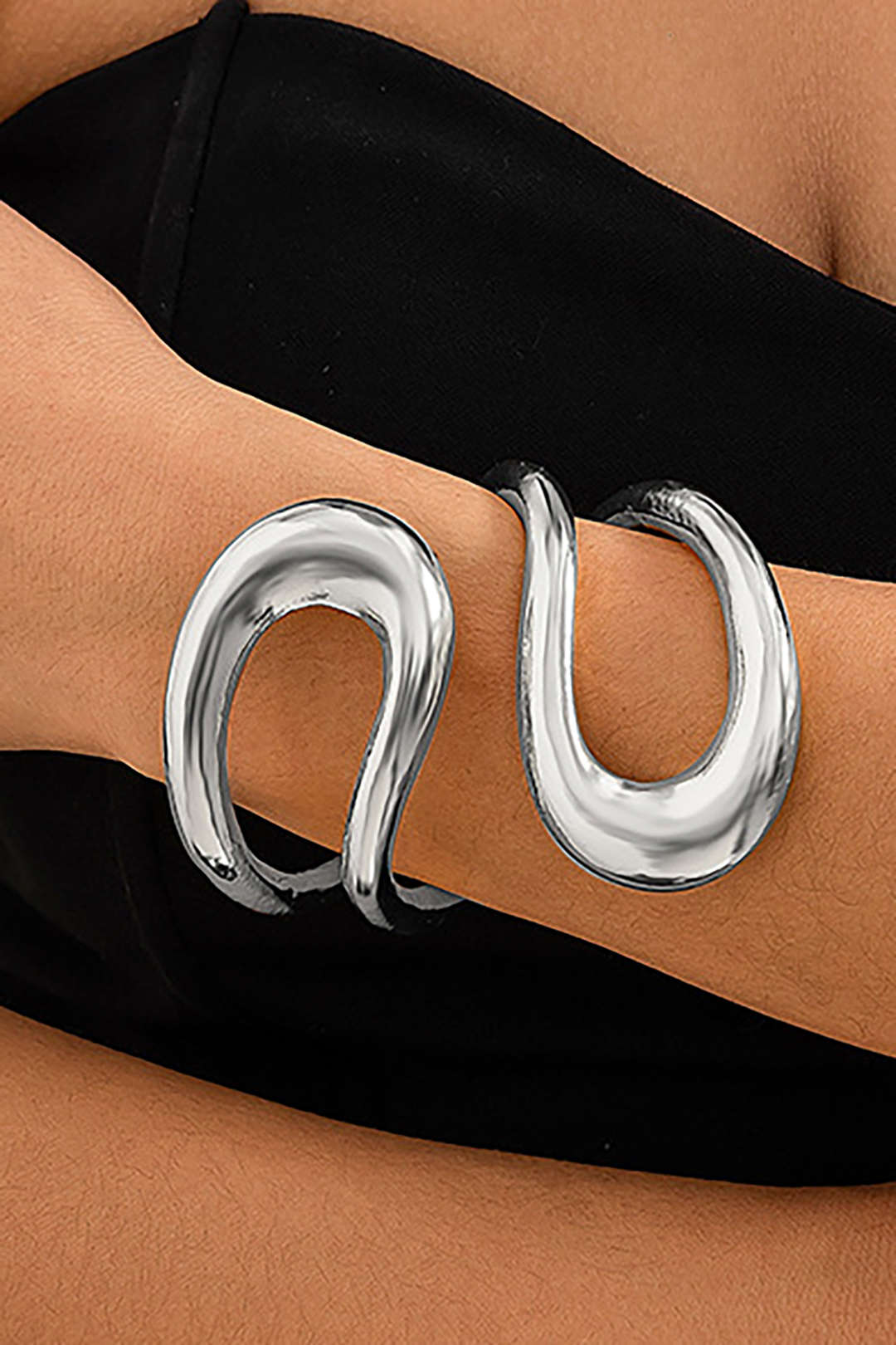 Pulsera asimétrica escultórica | Vera