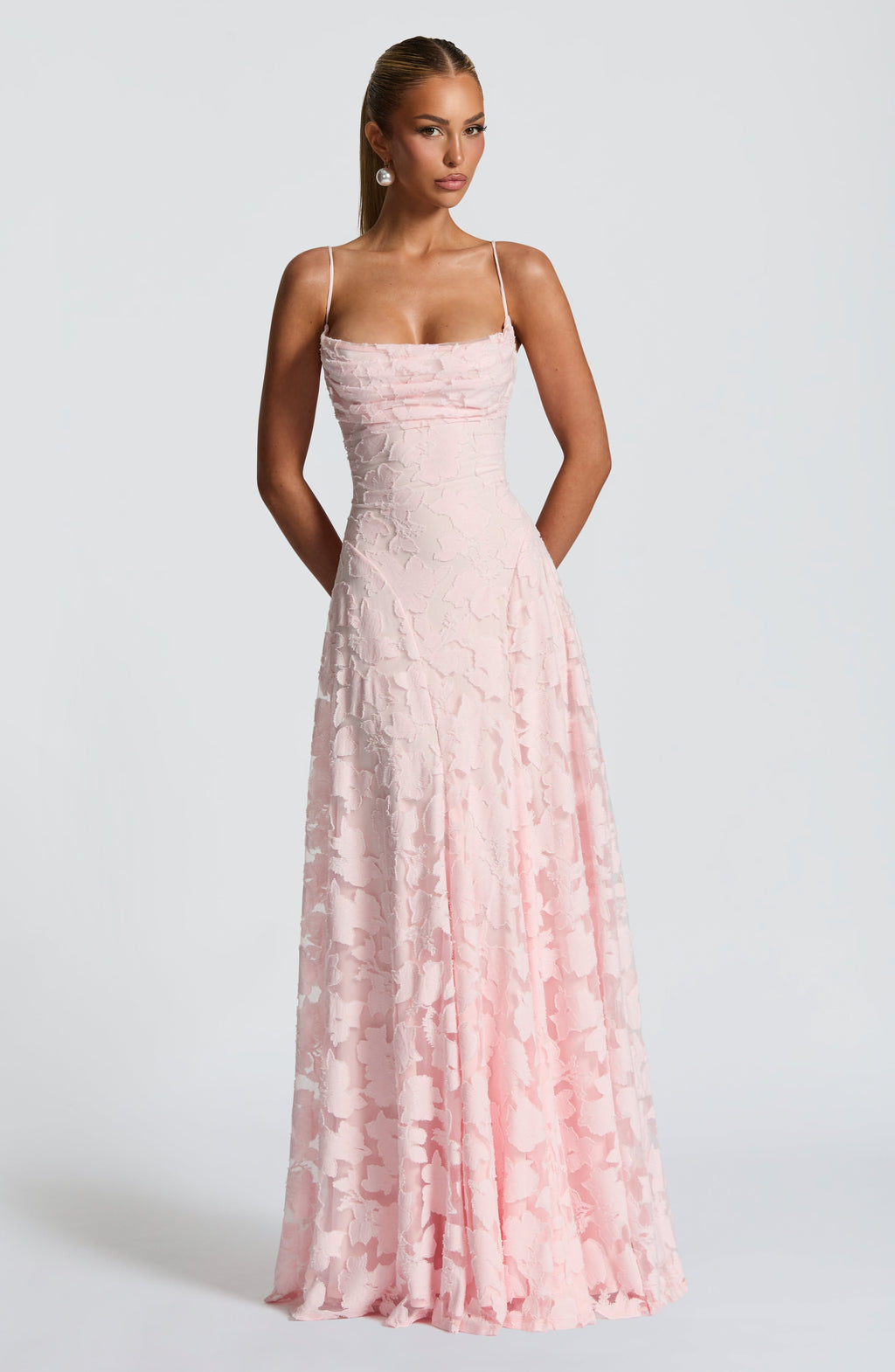 Vestido largo con apliques florales | Francisa